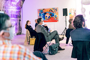 Publikum auf Abstand<br/>Foto: © Iconstorm